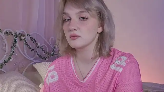 ELLIEJAY online show from 03/28/26, 05:19