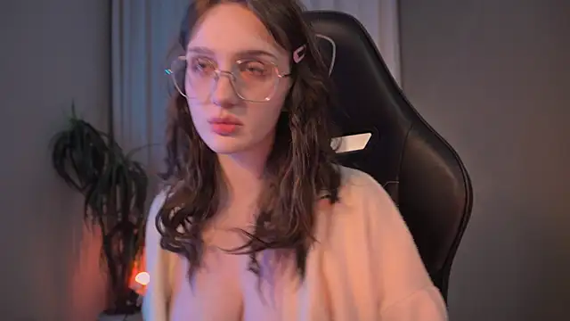 ELLIEJAY online show from 02/28/25, 08:28