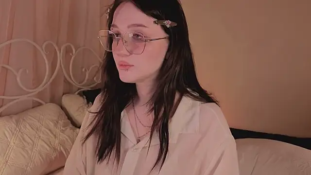 ELLIEJAY online show from 10/25/25, 05:28