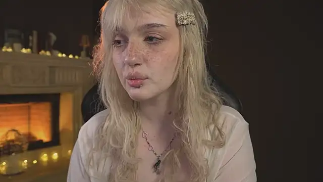 ELLIEJAY online show from 07/17/26, 05:37