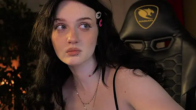 ELLIEJAY online show from 10/05/25, 05:20