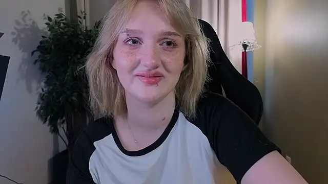 ELLIEJAY online show from 03/12/26, 05:13