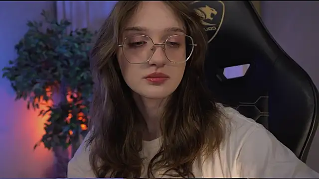 ELLIEJAY online show from 03/09/25, 08:21