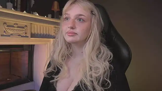ELLIEJAY online show from 07/01/26, 05:41