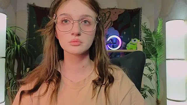 ELLIEJAY online show from 03/16/25, 08:21