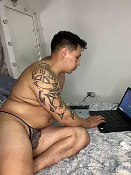 milangym127 online show from 12/08/24, 11:29