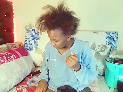 Snapshot of dinnykrazx chatting on 09/20/25, 06:29 dinnykrazx online show from 09/20/25, 06:29