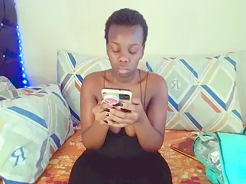 Snapshot of dinnykrazx chatting on 11/19/25, 05:51 dinnykrazx online show from 11/19/25, 05:51