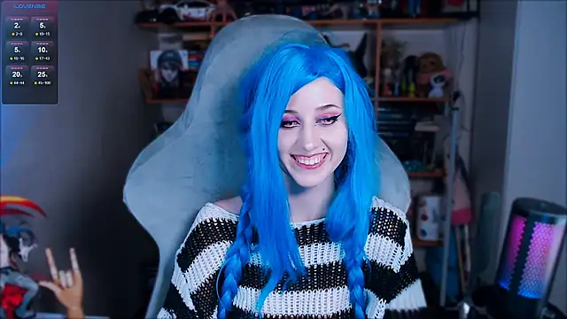 Snapshot of ohclementine chatting on 02/28/25, 10:09 ohclementine online show from 02/28/25, 10:09