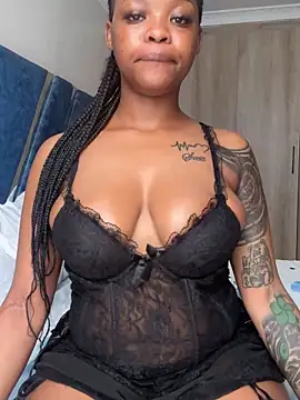 SexxyLunar online show from 02/25/26, 05:51