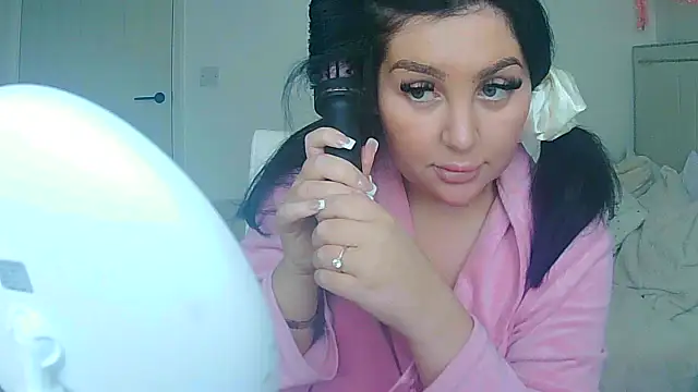 magical mia online show from 11/24/25, 11:54