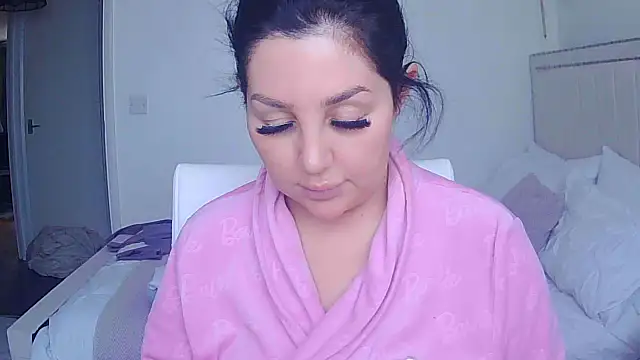 magical mia online show from 10/21/25, 10:25