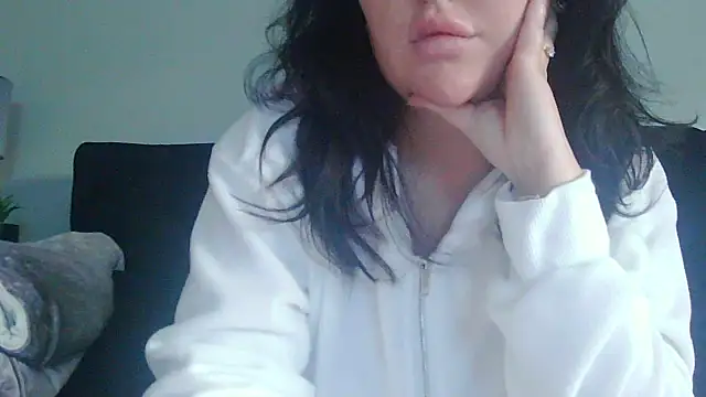 magical mia online show from 11/10/25, 12:32