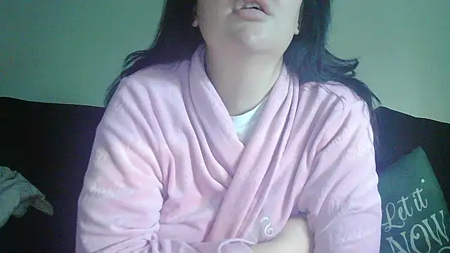 magical mia online show from 11/25/25, 09:42