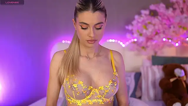 HaileyMadow online show from 05/24/26, 07:08