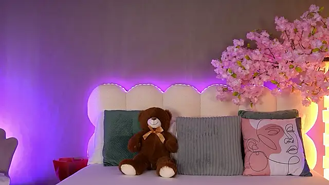 HaileyMadow online show from 03/20/26, 08:26