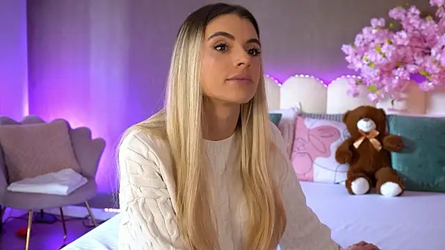 HaileyMadow online show from 03/21/26, 08:04