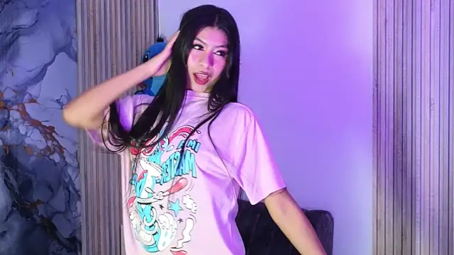 LissaWiild online show from 12/15/25, 08:14