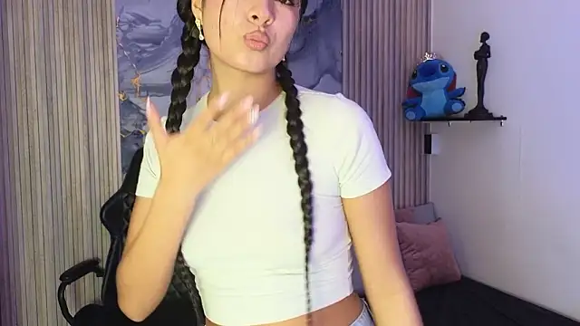 LissaWiild online show from 03/04/26, 08:16