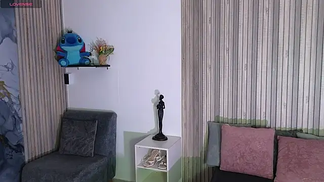 LissaWiild online show from 11/05/25, 01:47