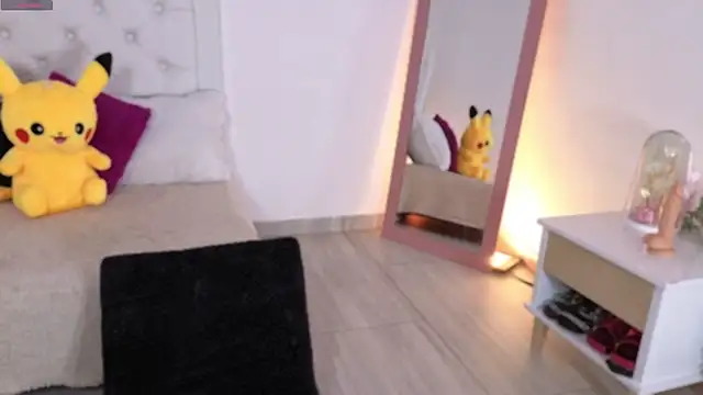 little kawaiigirl  online show from 01/08/26, 01:00