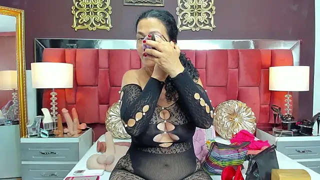 JulianaMartineS online show from 03/07/25, 12:45