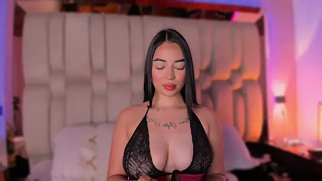 Snapshot of AnthonellaSweet chatting on 10/23/25, 11:20 AnthonellaSweet online show from 10/23/25, 11:20