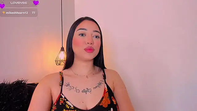 Snapshot of AnthonellaSweet chatting on 10/11/25, 12:28 AnthonellaSweet online show from 10/11/25, 12:28