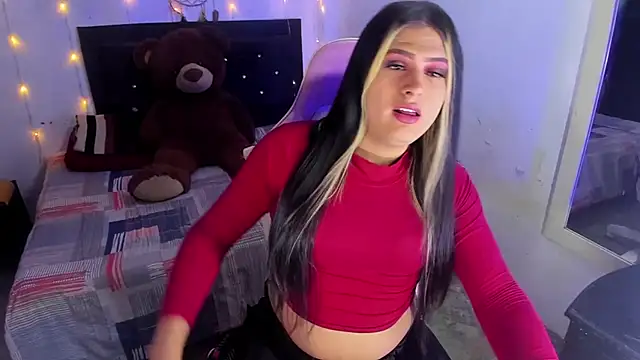 blonde girl01 online show from 02/15/26, 10:41