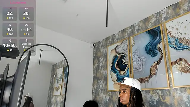 MonicaSchwartz online show from 10/31/25, 06:04