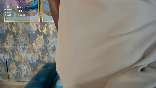 MonicaSchwartz online show from 11/26/25, 07:58