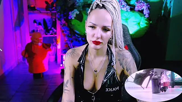 MonicaMaxwel online show from 12/02/25, 11:12