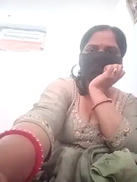 Snapshot of Nkumar173 chatting on 11/19/25, 04:56 Nkumar173 online show from 11/19/25, 04:56