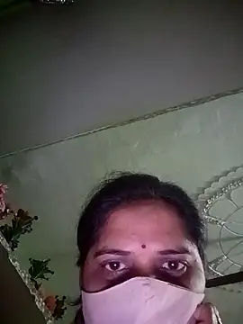 Snapshot of Nkumar173 chatting on 11/22/25, 03:33 Nkumar173 online show from 11/22/25, 03:33