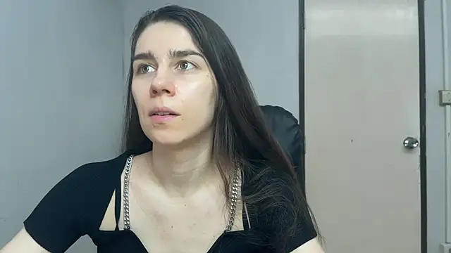 Snapshot of SassyJessi chatting on 06/17/26, 04:12 SassyJessi online show from 06/17/26, 04:12