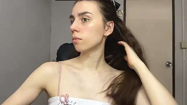 SassyJessi online show from 09/19/25, 04:05