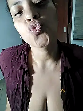 sweetpe online show from 09/19/25, 09:08