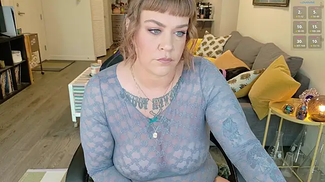 WendyDarling online show from 09/12/25, 08:30