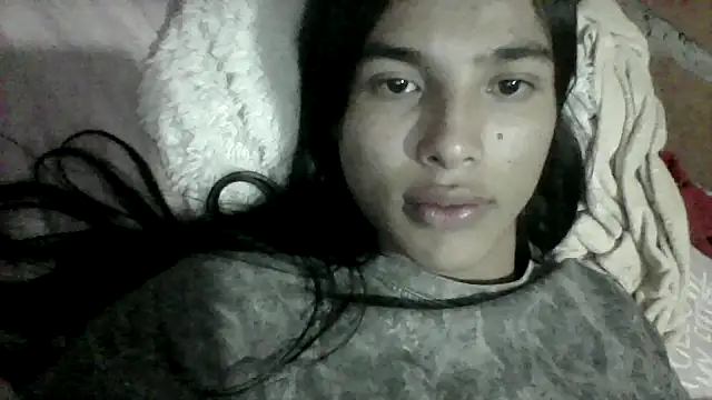 Snapshot of Samys_World chatting on 02/17/26, 03:37 Samys World online show from 02/17/26, 03:37