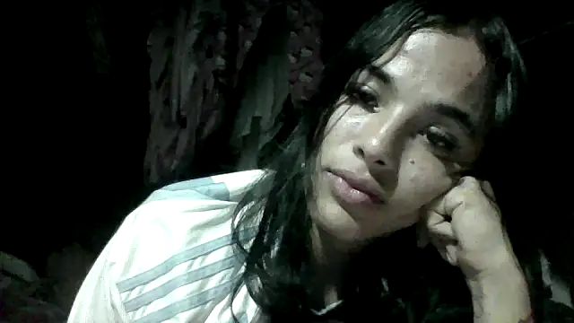 Snapshot of Samys_World chatting on 02/24/26, 04:24 Samys World online show from 02/24/26, 04:24