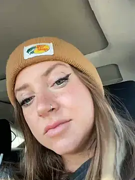 molly witha chance online show from 02/23/26, 02:28