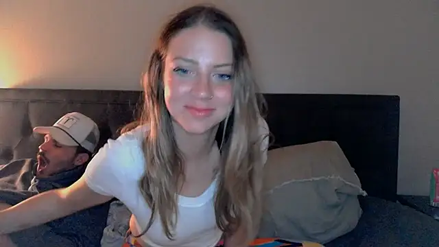 Snapshot of molly_witha_chance chatting on 02/23/25, 02:51 molly witha chance online show from 02/23/25, 02:51