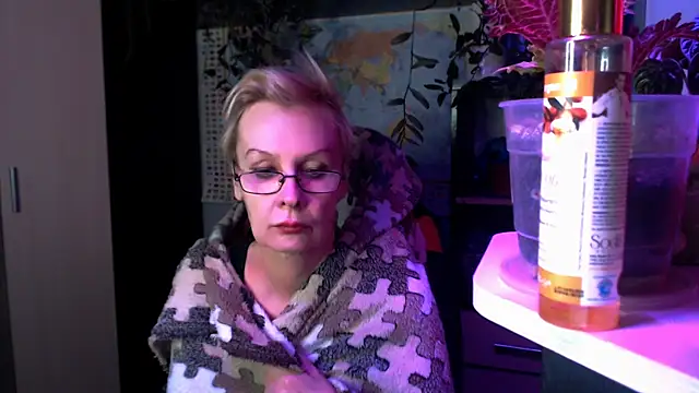 HelgaHimmell online show from 04/08/26, 09:27