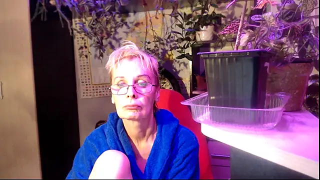 HelgaHimmell online show from 07/25/26, 08:48