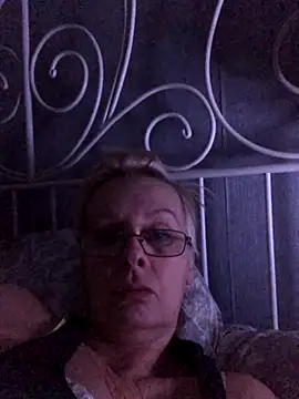 HelgaHimmell online show from 11/27/25, 08:42