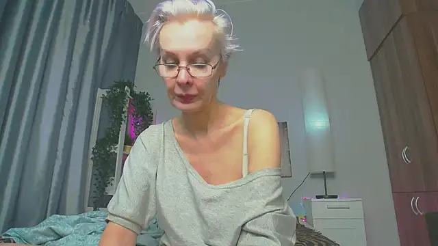 HelgaHimmell online show from 03/01/25, 09:40