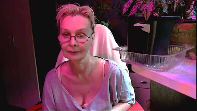 HelgaHimmell online show from 06/30/26, 05:24