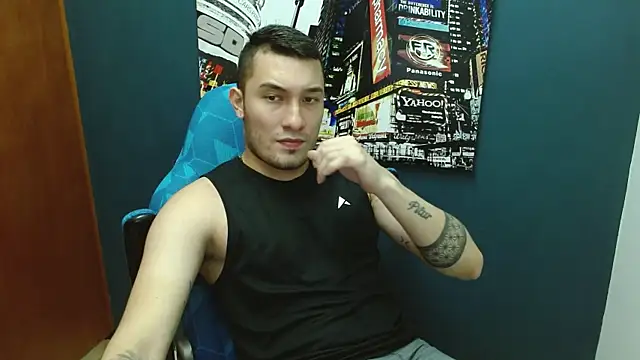 Snapshot of Airon_Blade chatting on 02/10/25, 09:15 Airon Blade online show from 02/10/25, 09:15