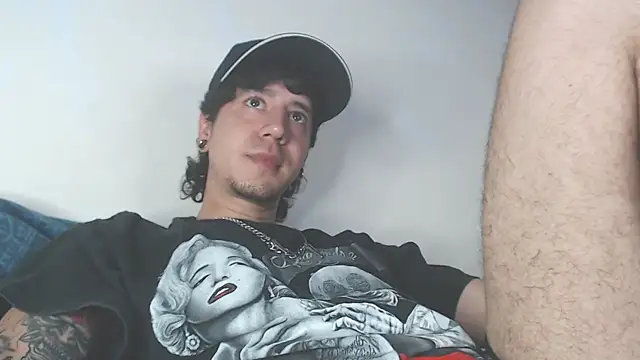 AndyBetti online show from 12/05/25, 01:27