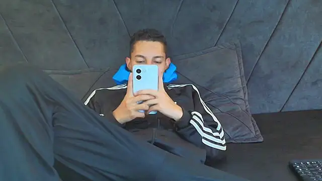 thiago19s online show from 01/13/25, 07:42